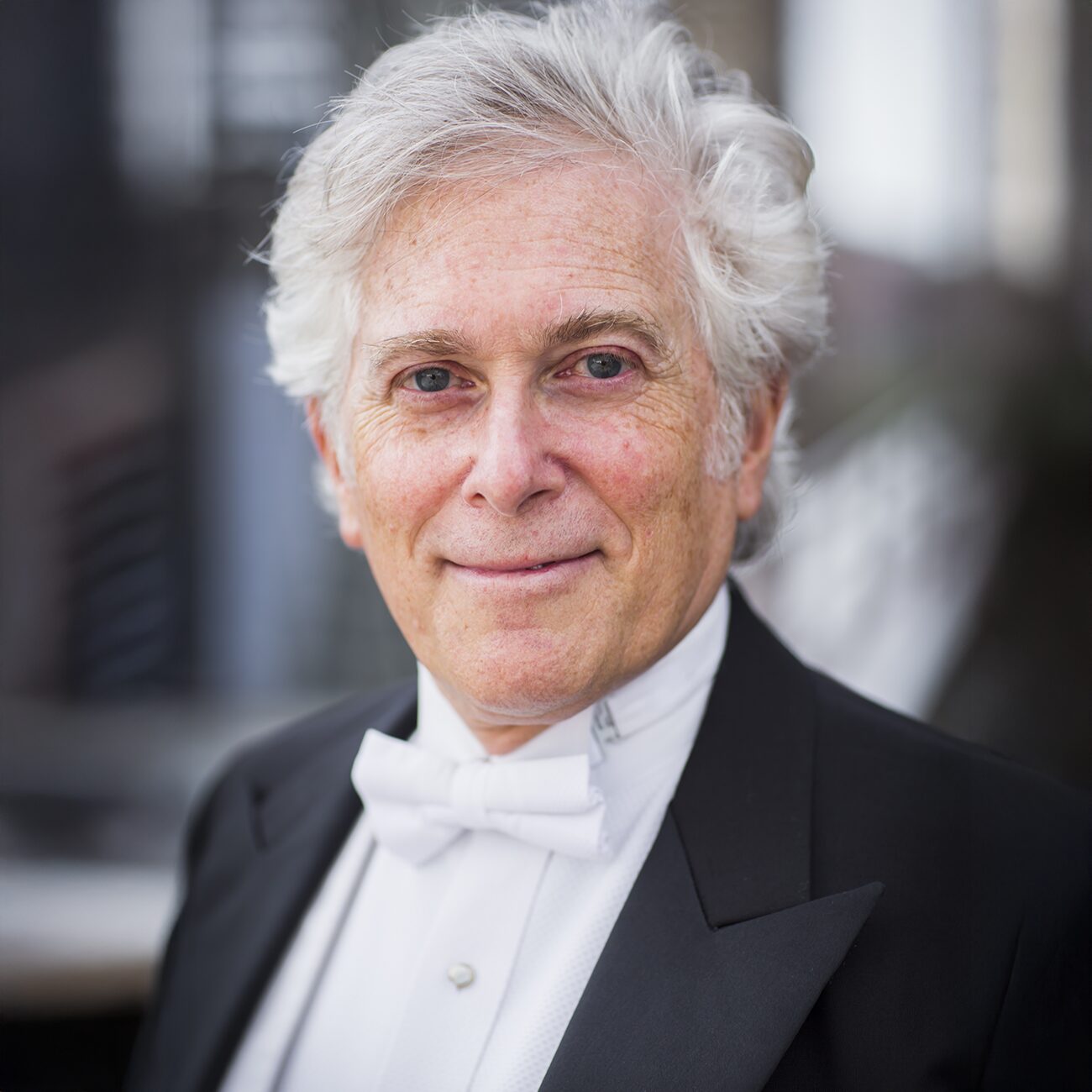 Roger Nierenberg Square Headshot