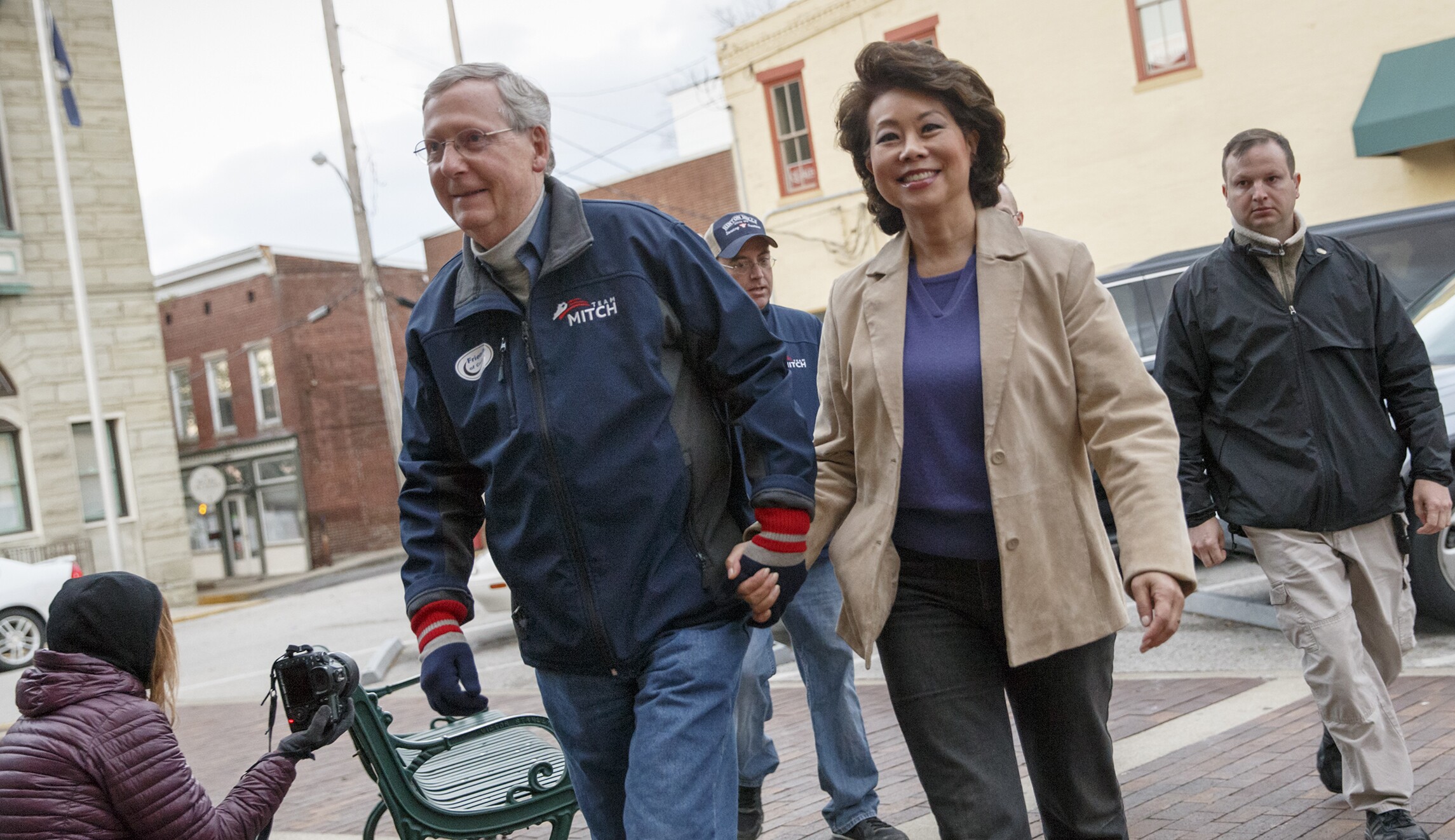 Mitch McConnell, Elaine Chao