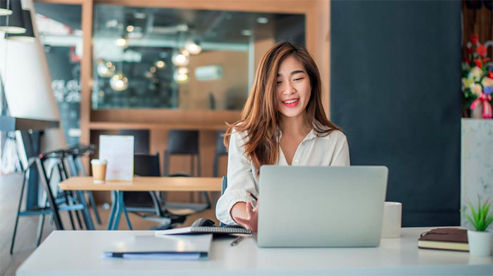 Happy Worker Laptop