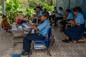 Teachers worry that displacement by a Río Indio dam could upturn the lives of children, some of whom depend on the school kitchen for meals.