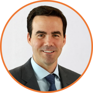 Robert Costa Circle Headshot